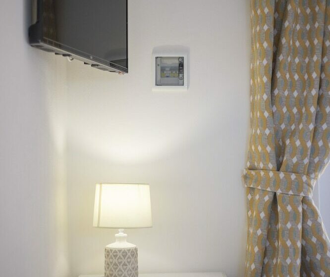 Triple Room Sea View, Fabricia