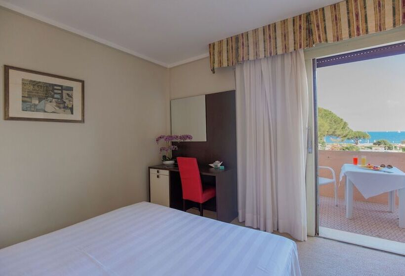 带海景的标准房, Fabricia