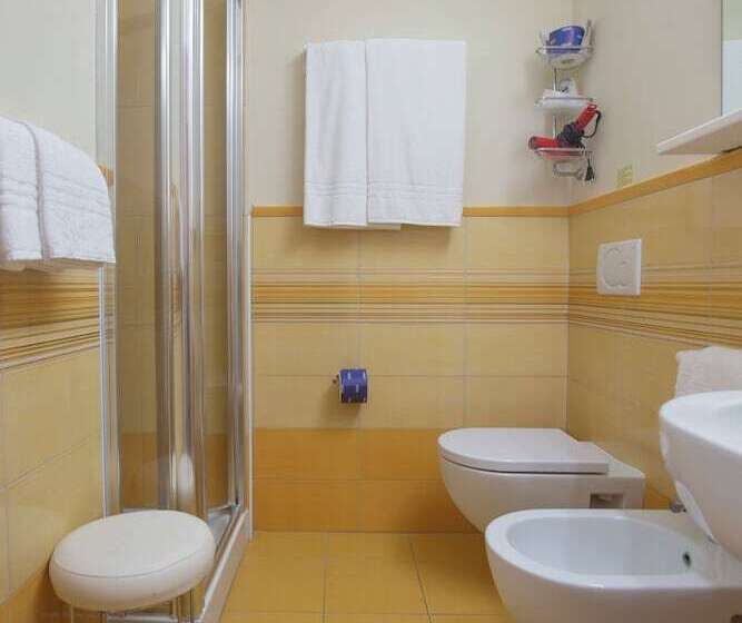 带海景的标准房, Fabricia