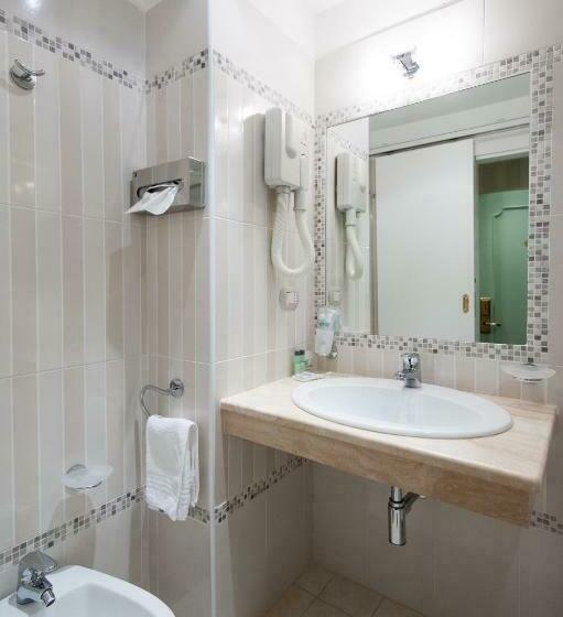 اتاق استاندارد, Flora