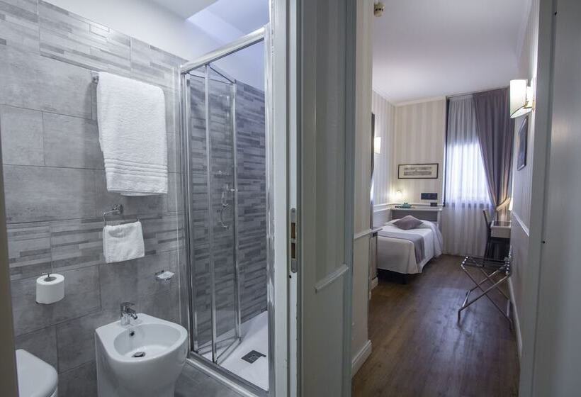 اتاق استاندارد یک نفره, Flora