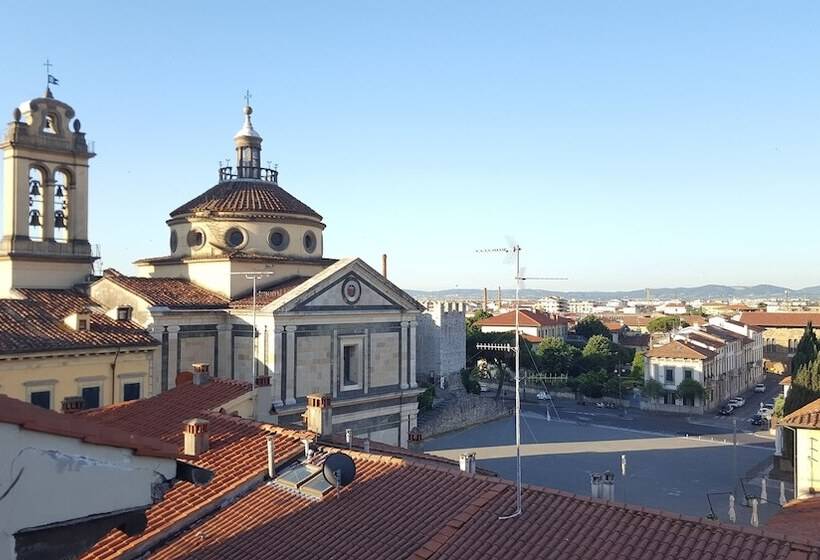 اتاق استاندارد یک نفره, Flora