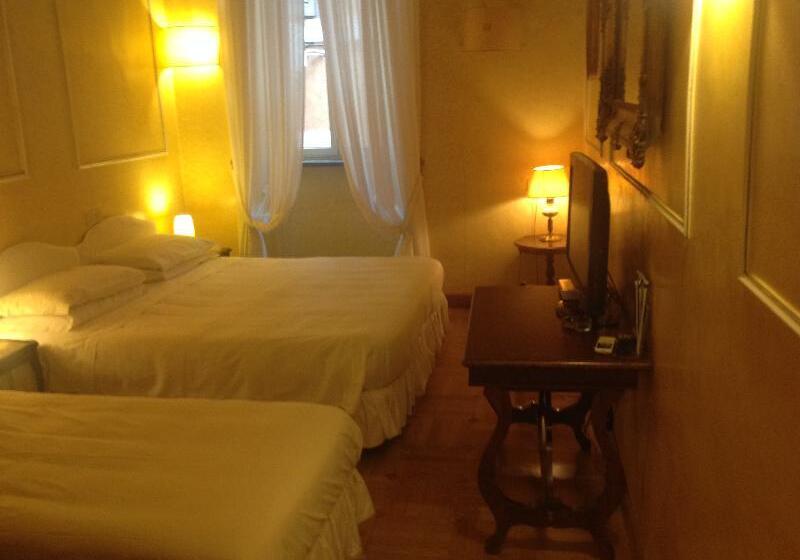 اتاق استاندارد سه نفره, Fontana