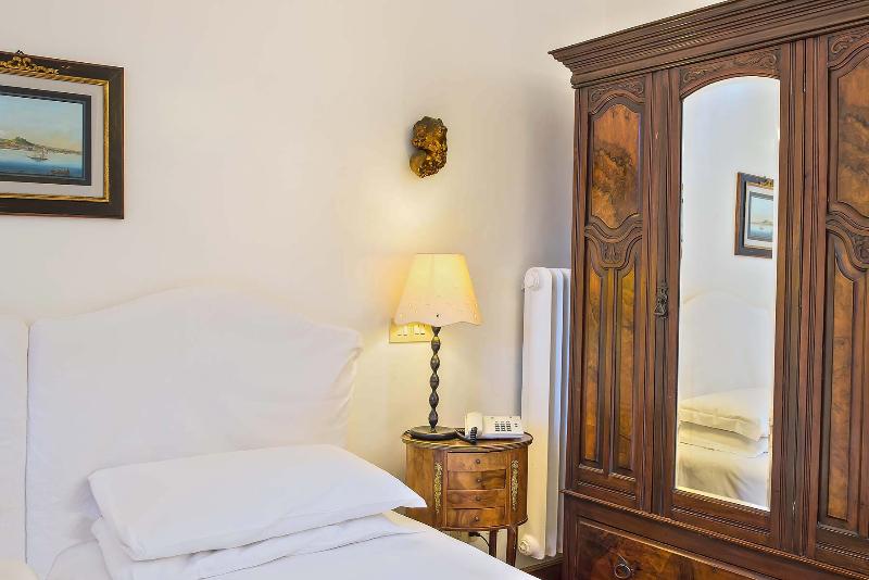 اتاق استاندارد, Fontana