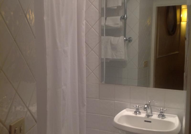 اتاق استاندارد یک نفره, Fontana