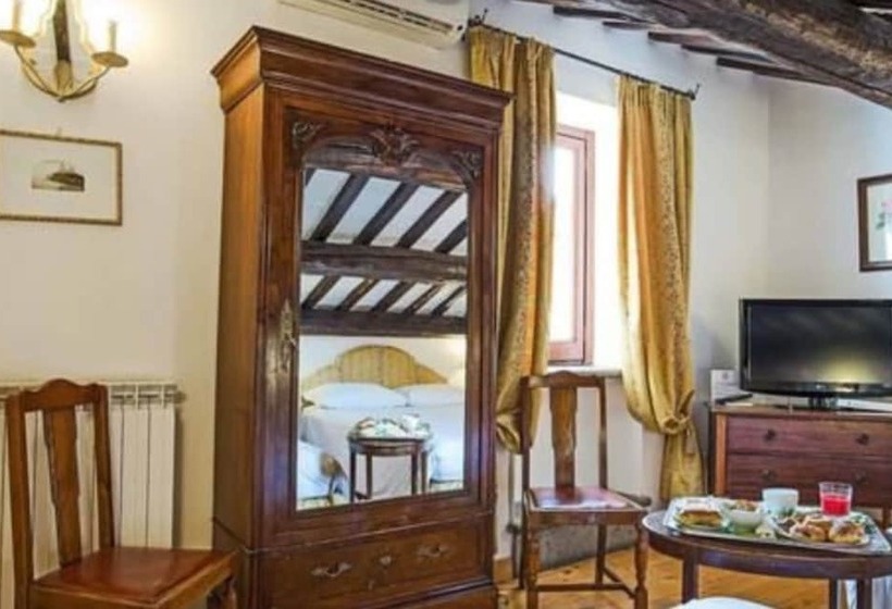 اتاق استاندارد سه نفره, Fontana