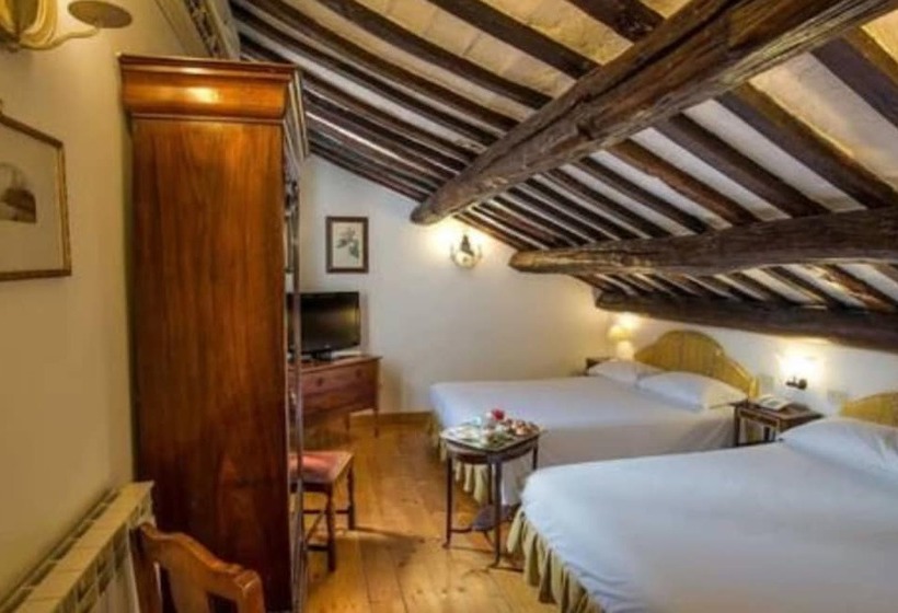 اتاق استاندارد سه نفره, Fontana