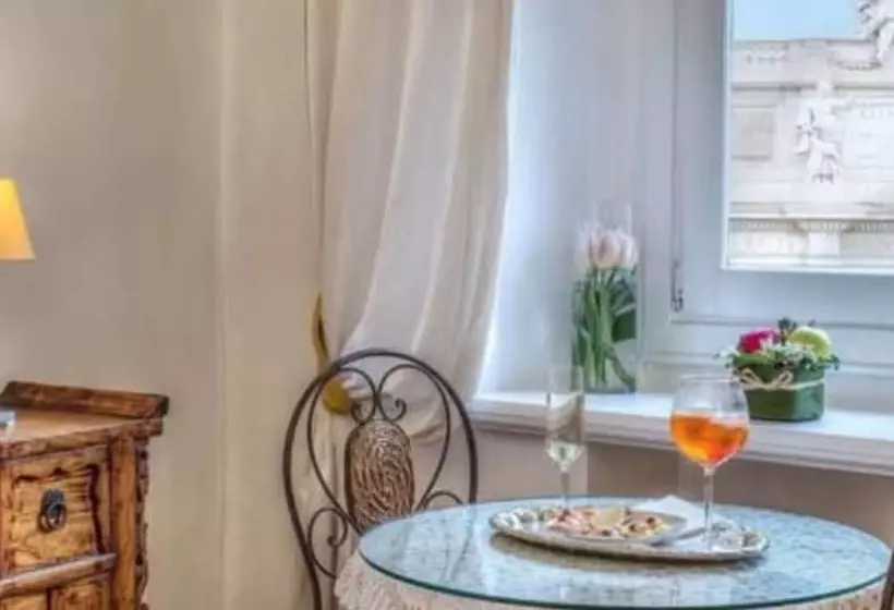 اتاق استاندارد با چشمانداز, Fontana