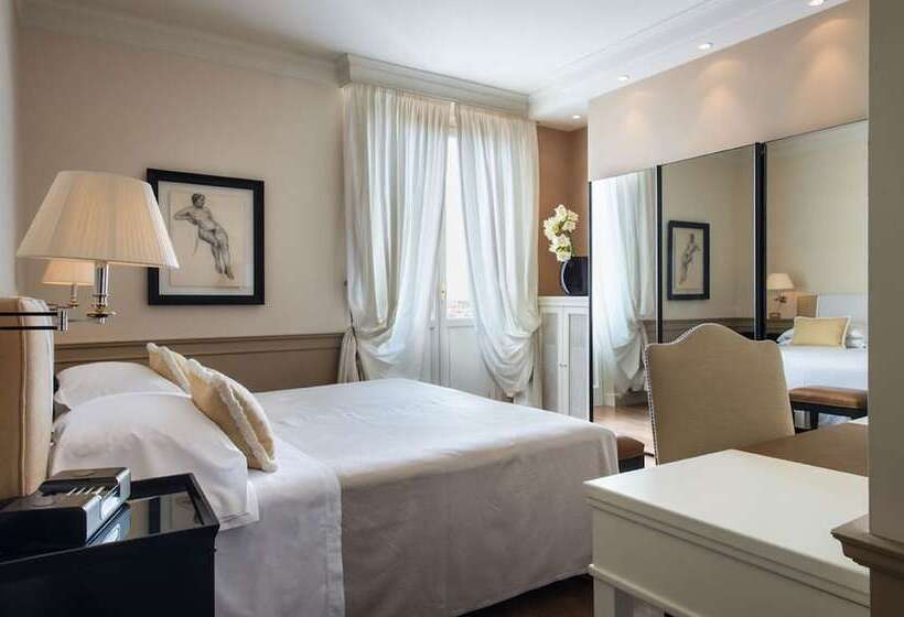 اتاق لوکس, Francia E Quirinale