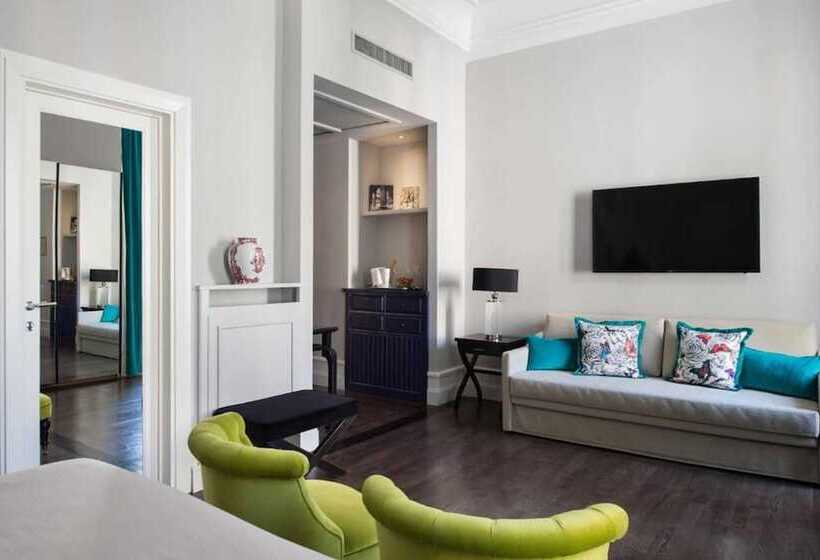 سوییت جونیور, Francia E Quirinale