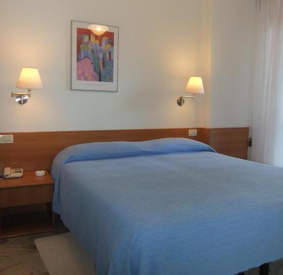 חדר סטנדרט, Giulio Cesare