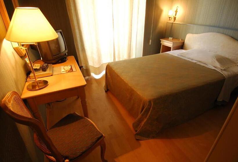 スタンダードシングルルーム, Grande Albergo Quattro Stagioni