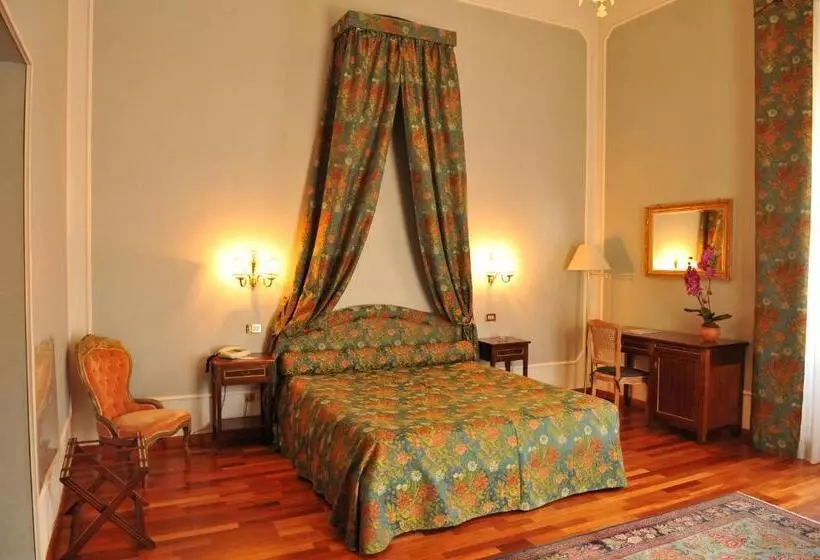 سوییت جونیور, Grande Albergo Quattro Stagioni