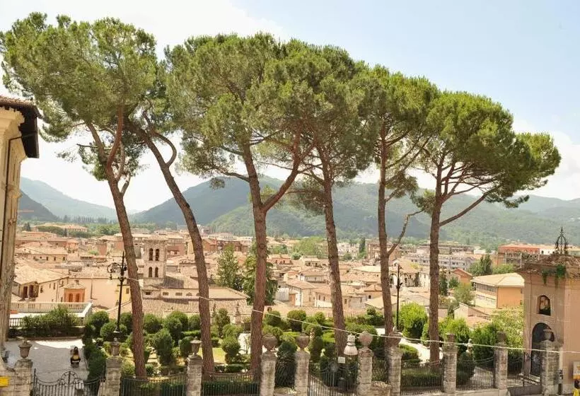سوییت, Grande Albergo Quattro Stagioni