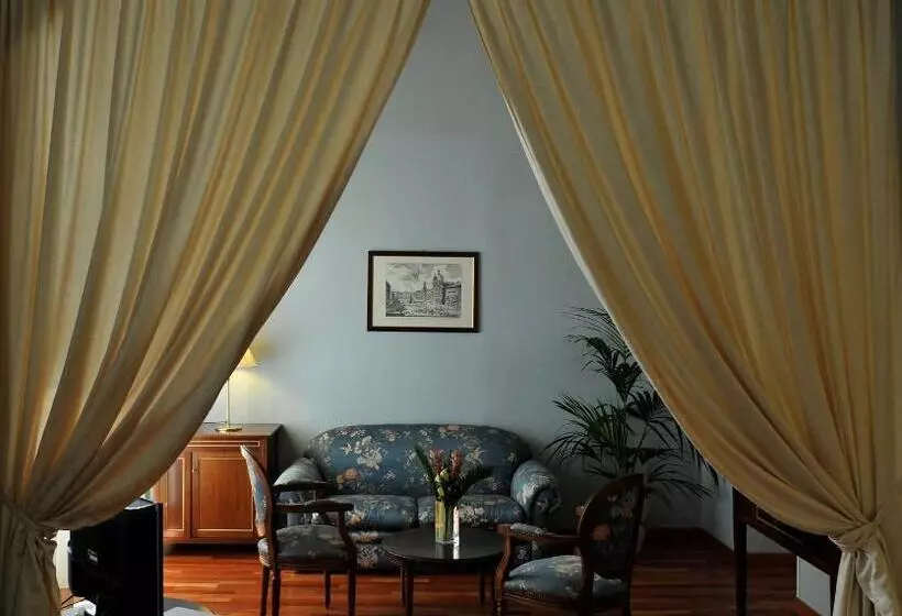 سوییت, Grande Albergo Quattro Stagioni