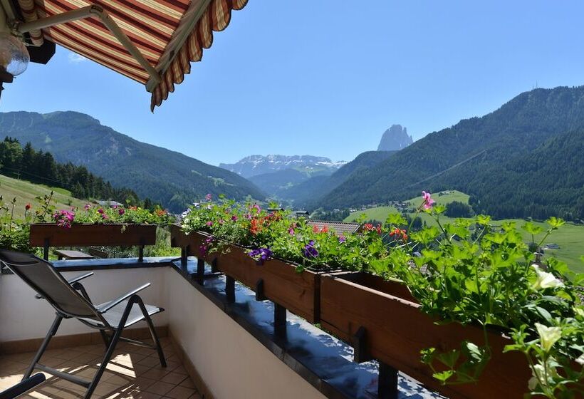 带1个卧室的舒适公寓, Grien