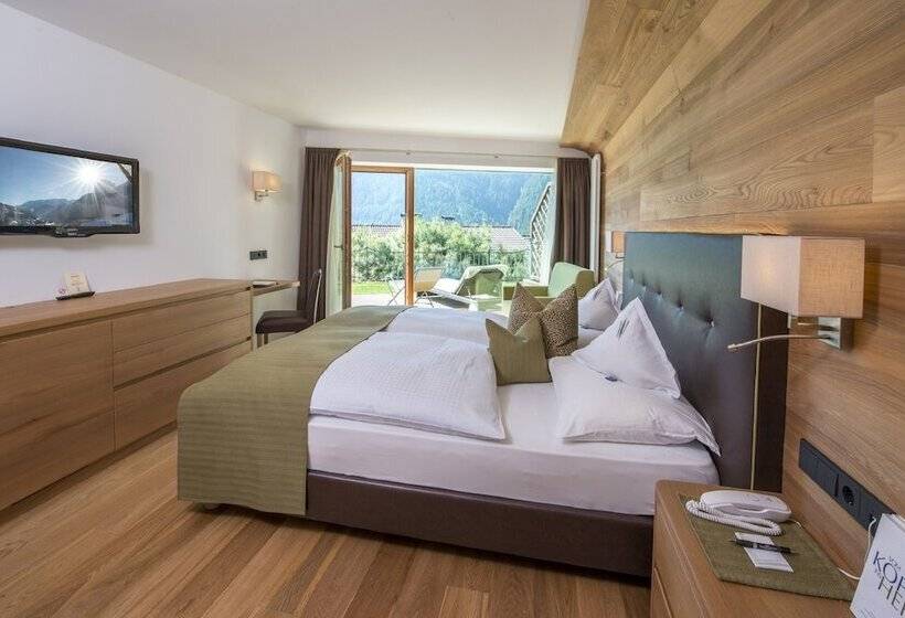 标准三人间, Grien