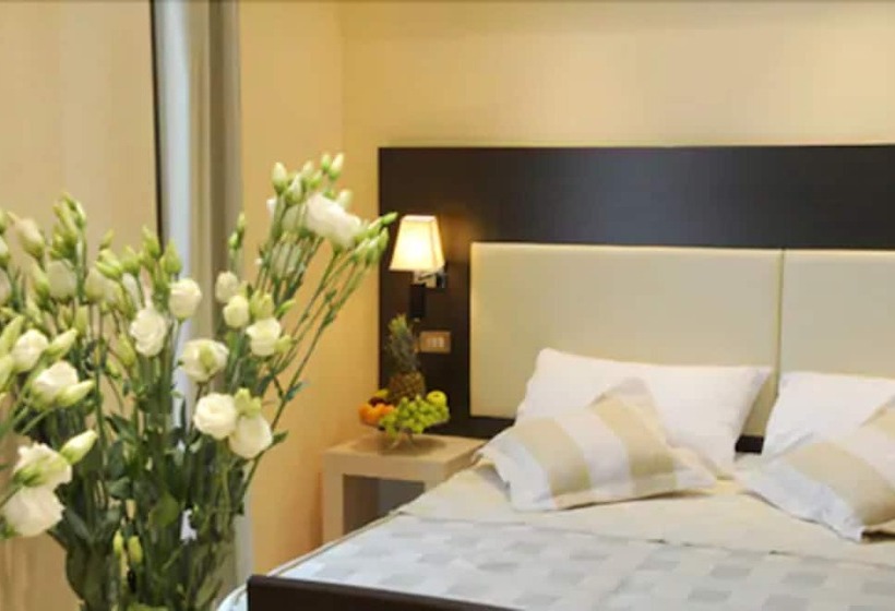 标准三人间, I Due Cigni