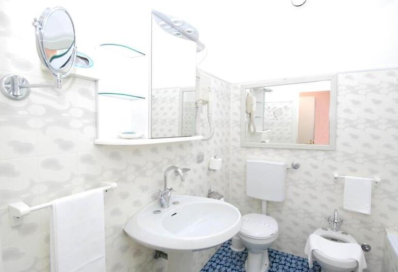 スタンダードルーム, Il Burchiello