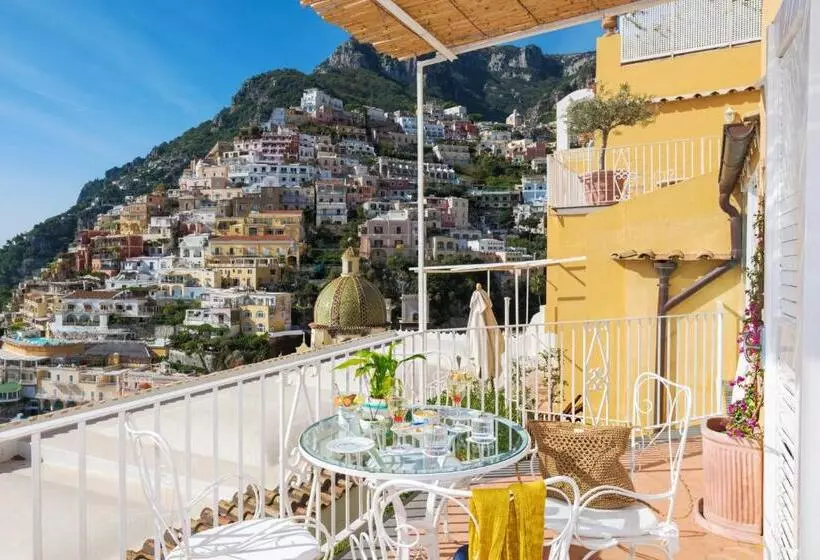 سوئیت جونیور خانوادگی, L Ancora