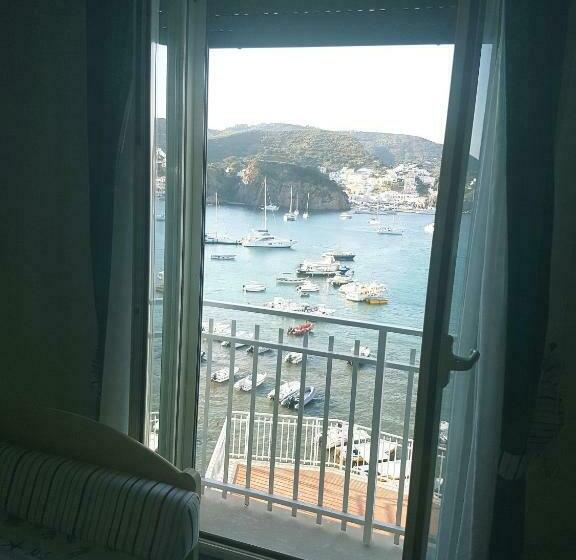Triple Room Sea View, La Baia