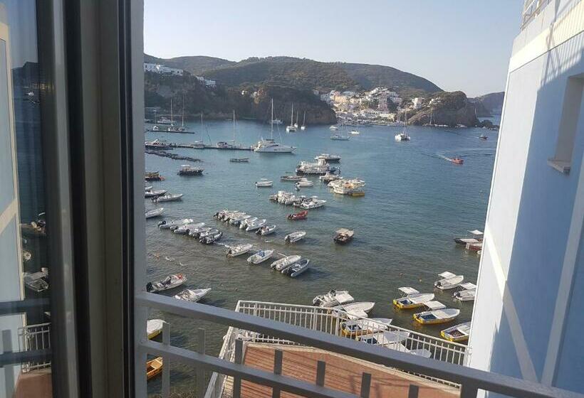 Triple Room Sea View, La Baia