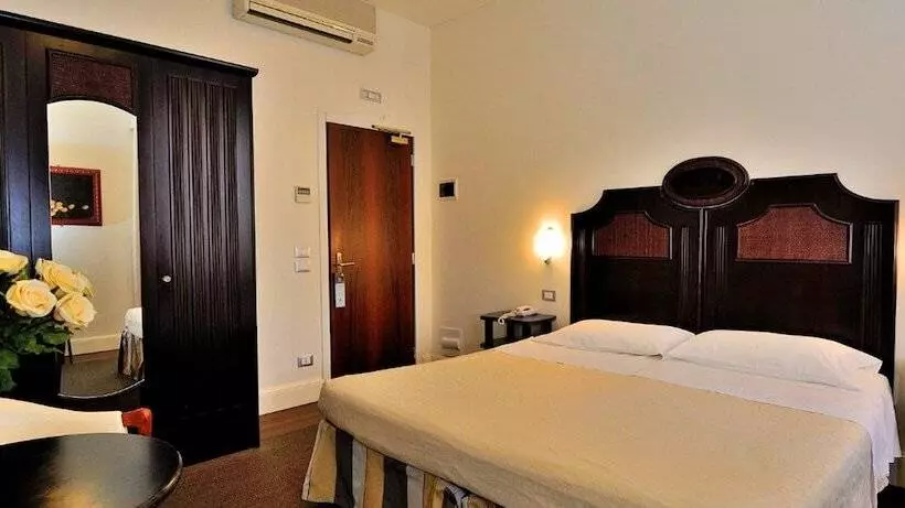 スタンダードルーム, Rosetta Hotel Perugia, Tapestry Collection By Hilton