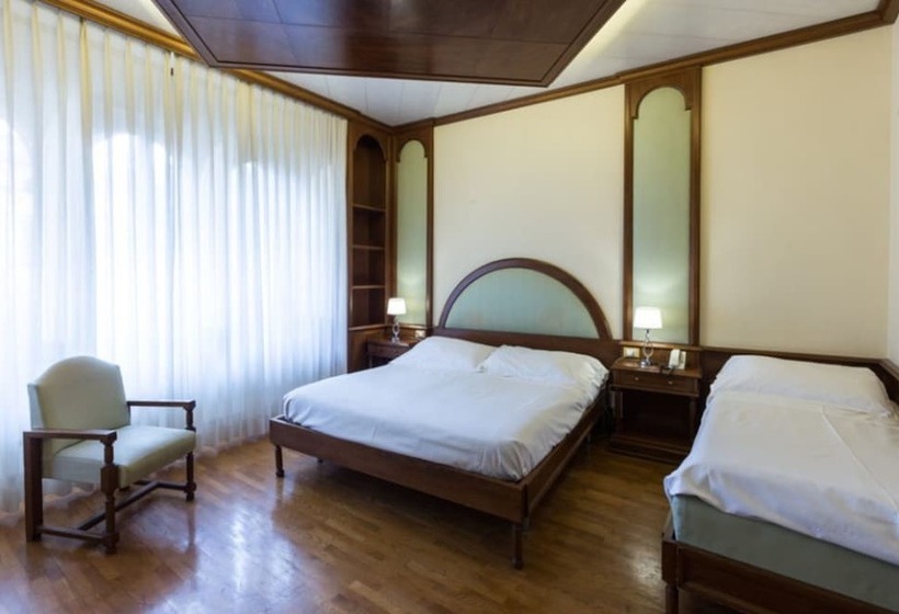 اتاق استاندارد سه نفره, Albergo Ristorante La Rosetta