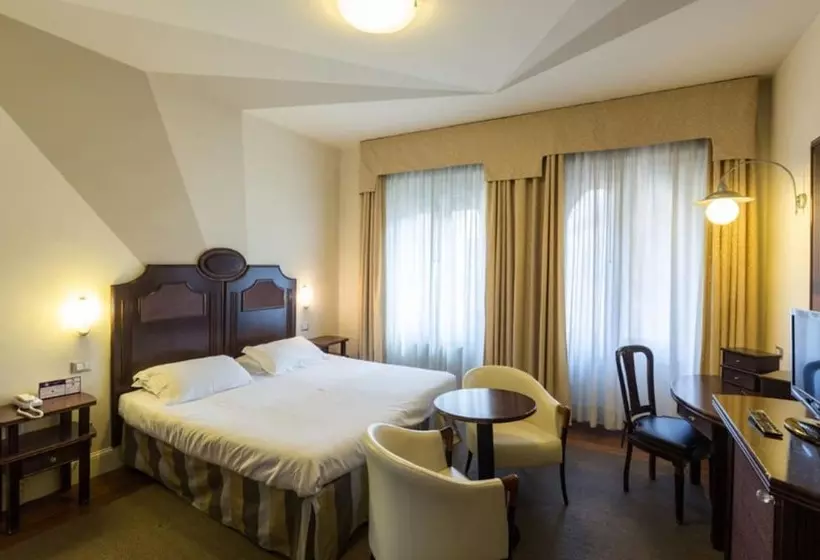 スーペリアールーム, Rosetta Hotel Perugia, Tapestry Collection By Hilton