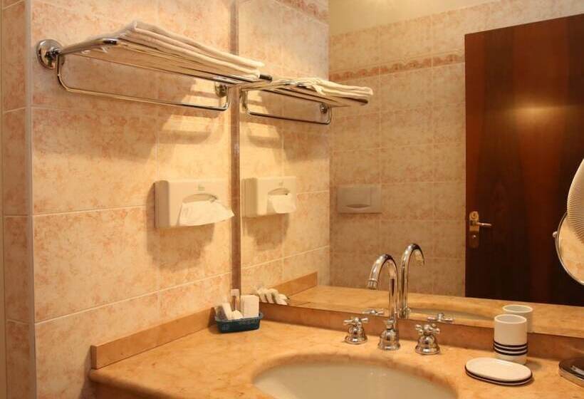 اتاق استاندارد, Le Ville