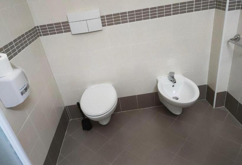 スタンダードシティビュールーム, Leonardo Da Vinci