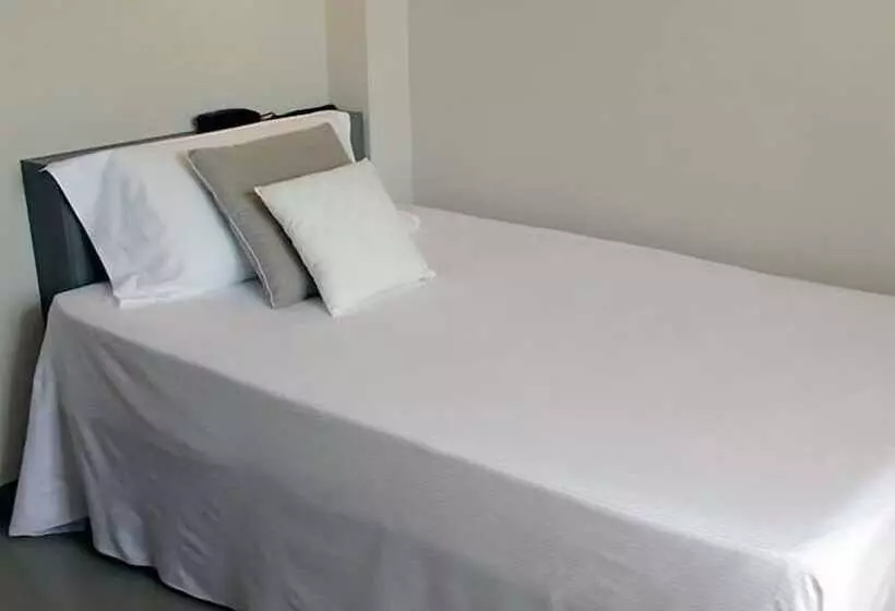 Chambre Economy Individuelle, Lime