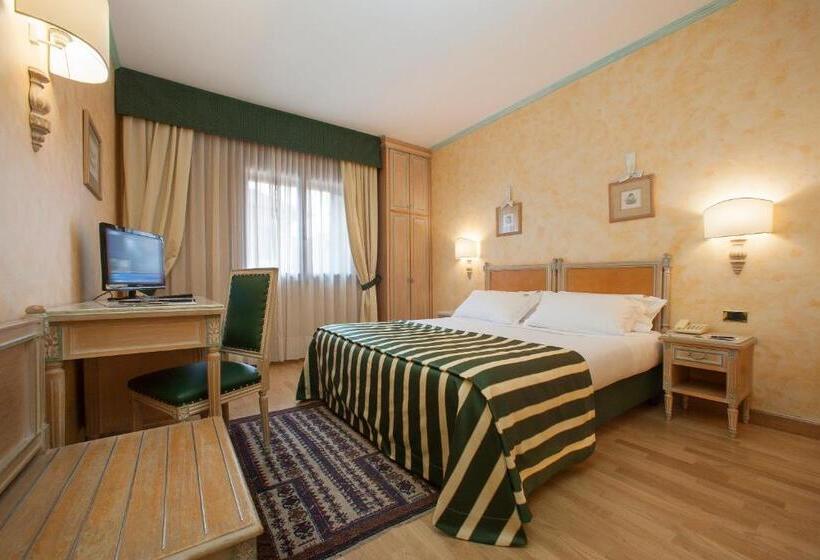 Habitació Estàndard, Majestic Toscanelli