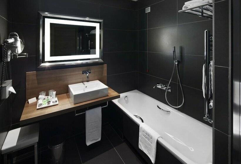 اتاق خانوادگی, NH Collection Milano President