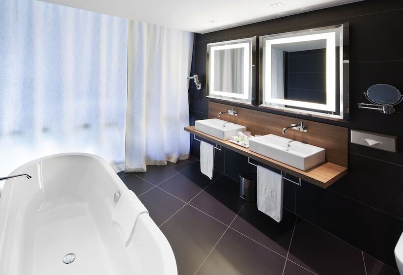 سوییت, NH Collection Milano President