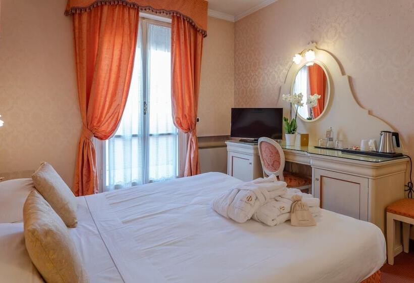 اتاق سوپریور, Phi Hotel Canalgrande