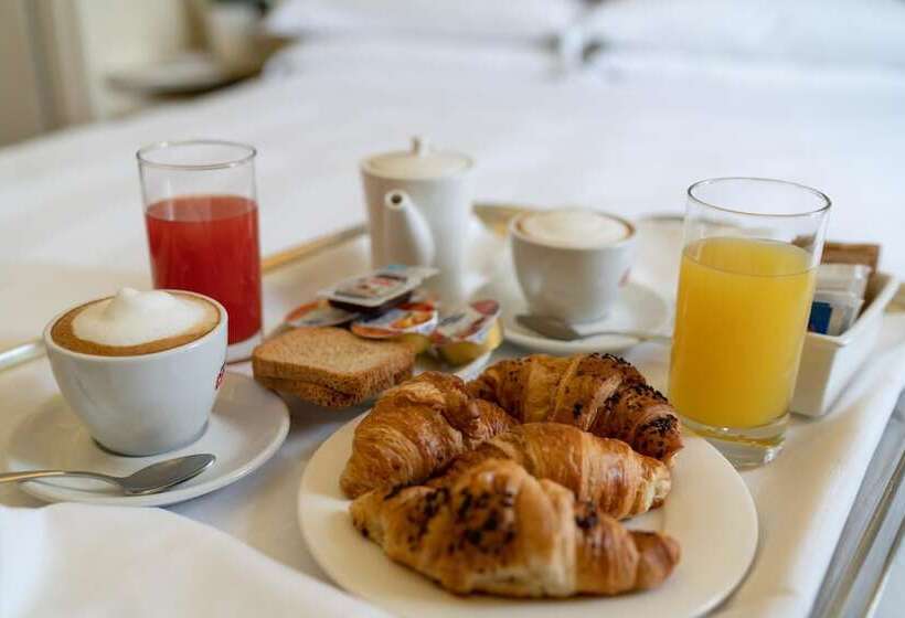 سوییت جونیور, Phi Hotel Canalgrande