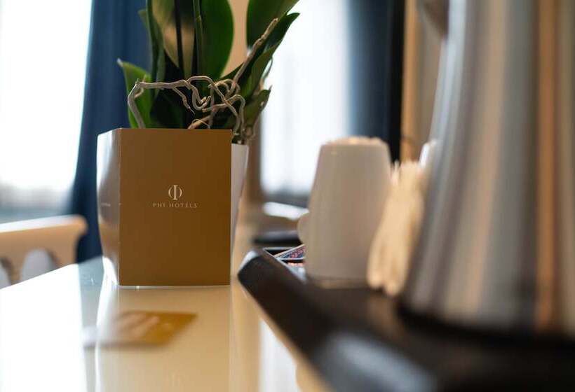 سوییت جونیور, Phi Hotel Canalgrande