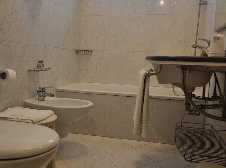 اتاق کلاسیک, Phi Hotel Canalgrande