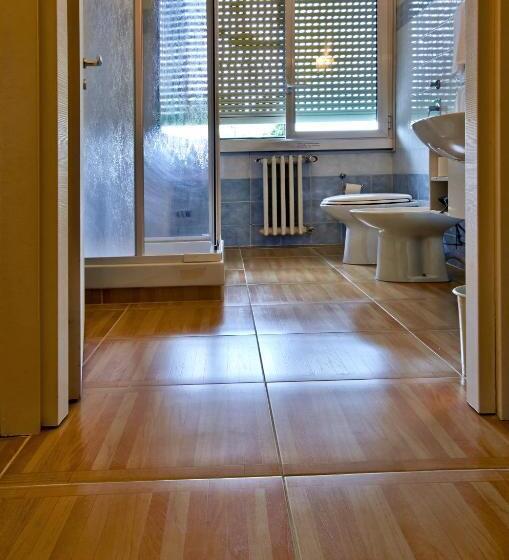 اتاق استاندارد یک نفره, Rex Milano