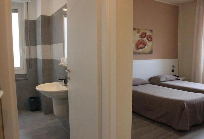اتاق استاندارد سه نفره, Rex Milano