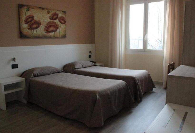 اتاق استاندارد سه نفره, Rex Milano