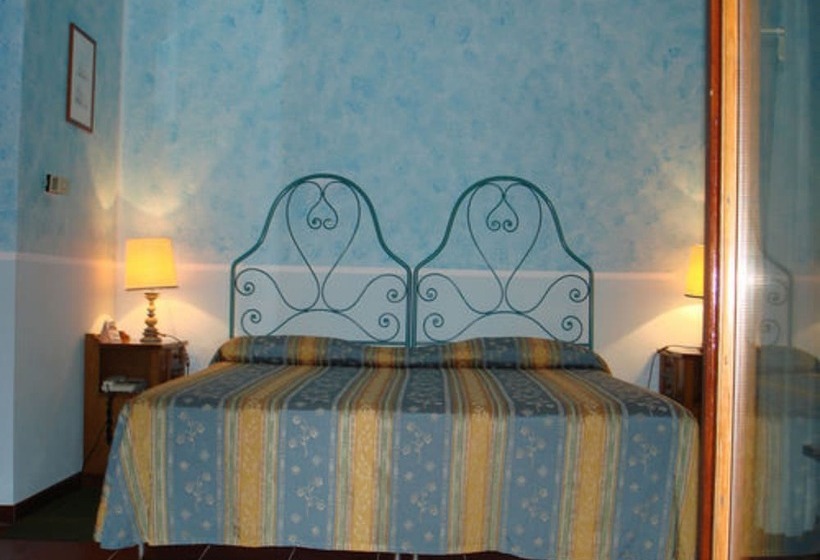 Triple Room Sea View, Royal Sporting