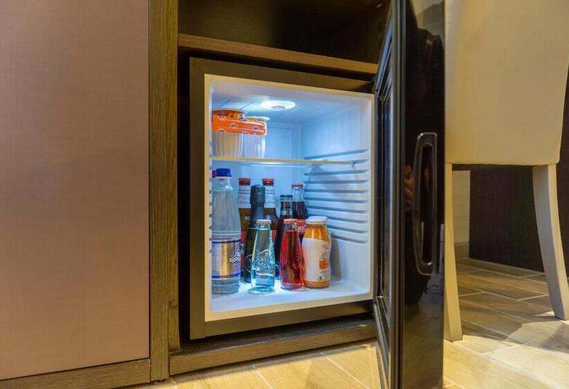 اتاق استاندارد چهار تخته, San Marco