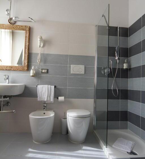 اتاق استاندارد چهار تخته, San Marco