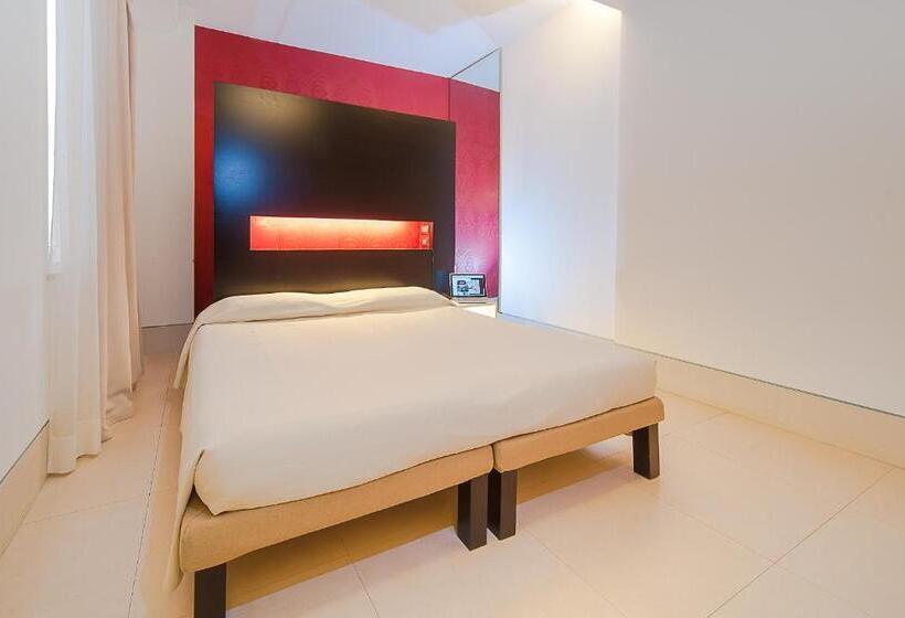 스탠다드 룸, Savoy