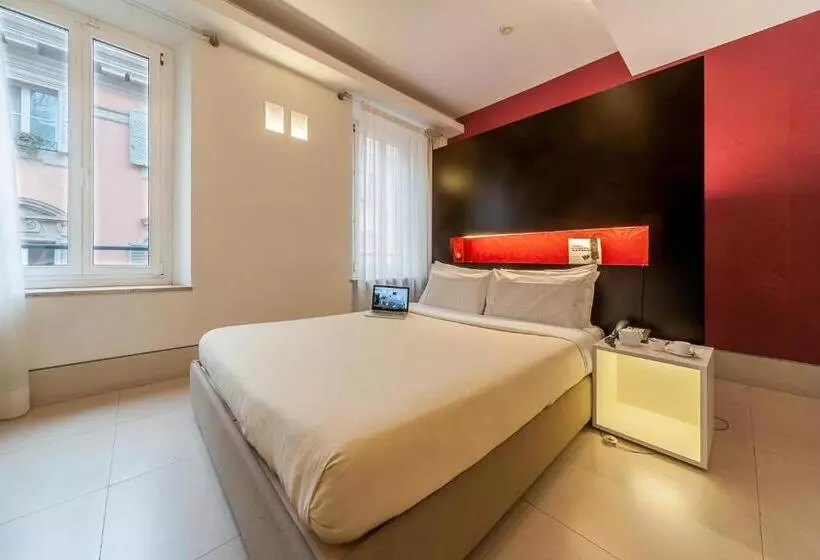 Habitació Superior, Savoy