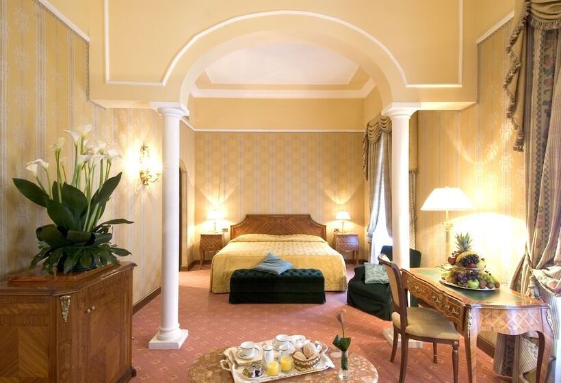 Полулюкс, Sina Brufani