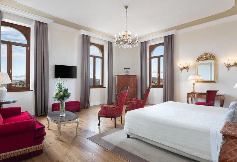 Полулюкс, Sina Brufani