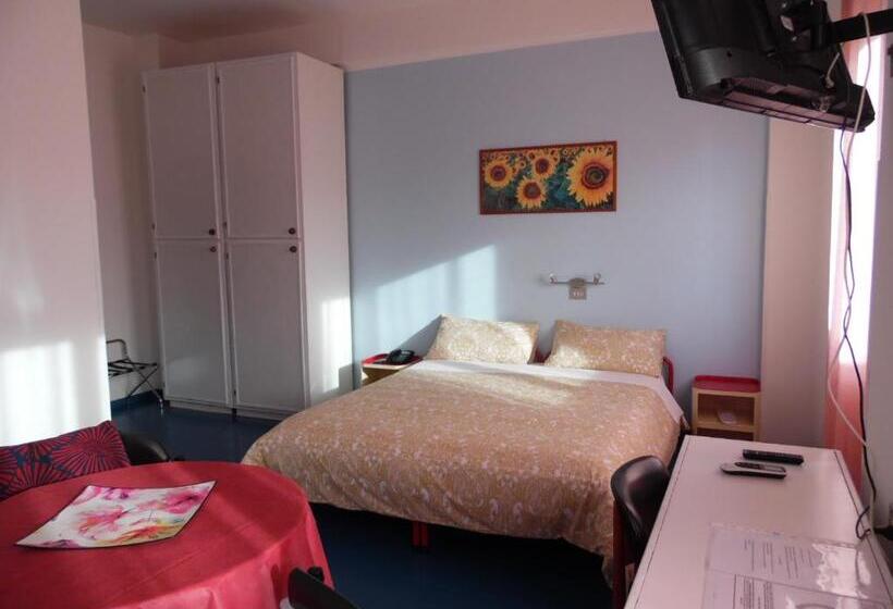 주니어 스위트, Siris